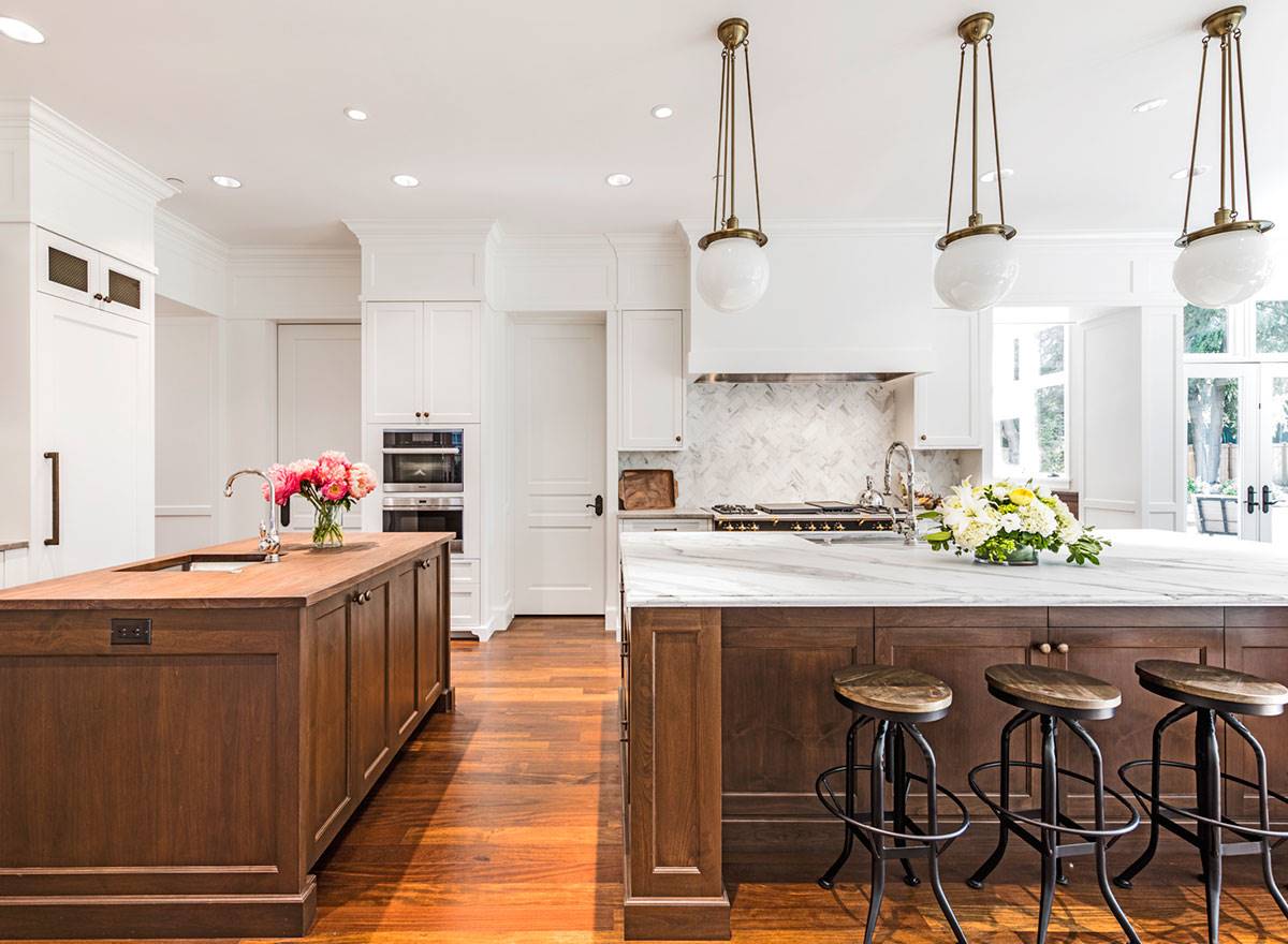 A Large Kitchen Island Adds Extra Seating & Countertop Space