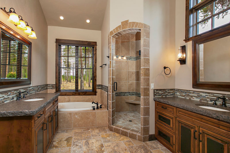 Master Bath With Garden Tub and Separate Shower