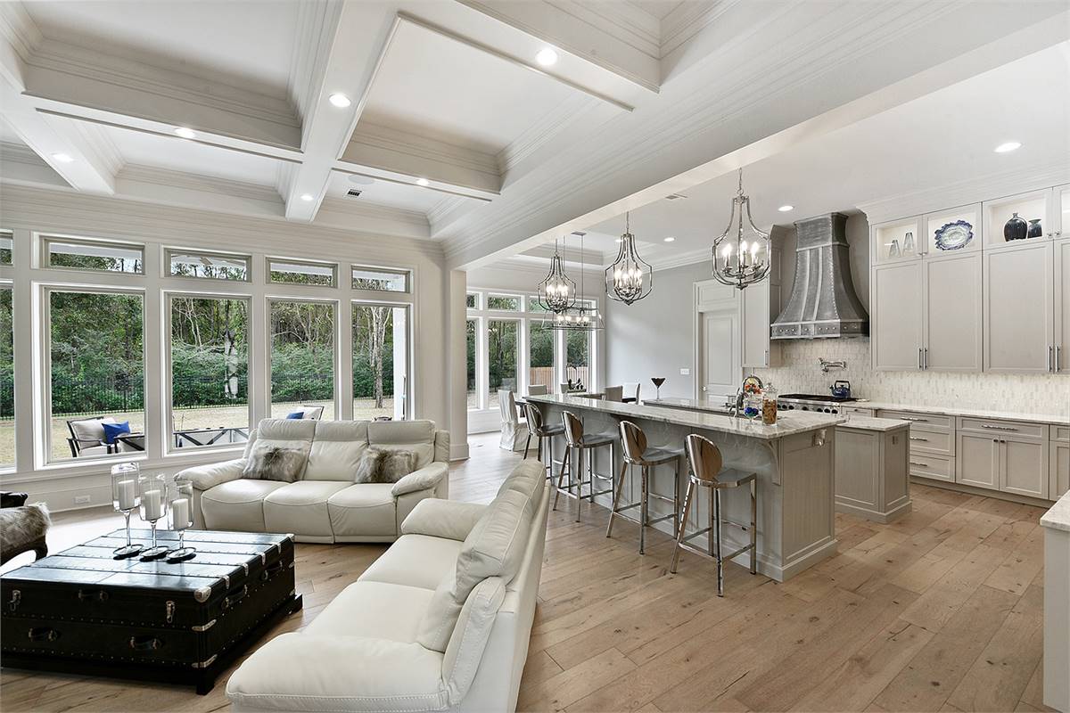 Gorgeous Chefs Kitchen and Family Room with Coffered Ceiling