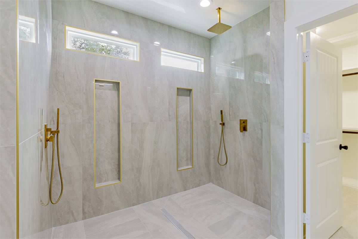 Double Spa Shower Reflecting Homeowner Modifications
