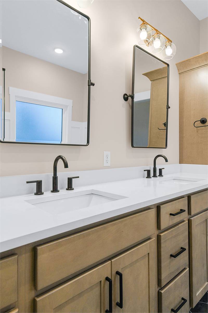 Client Built Bathroom 2 Double Vanity image of Black Creek House Plan