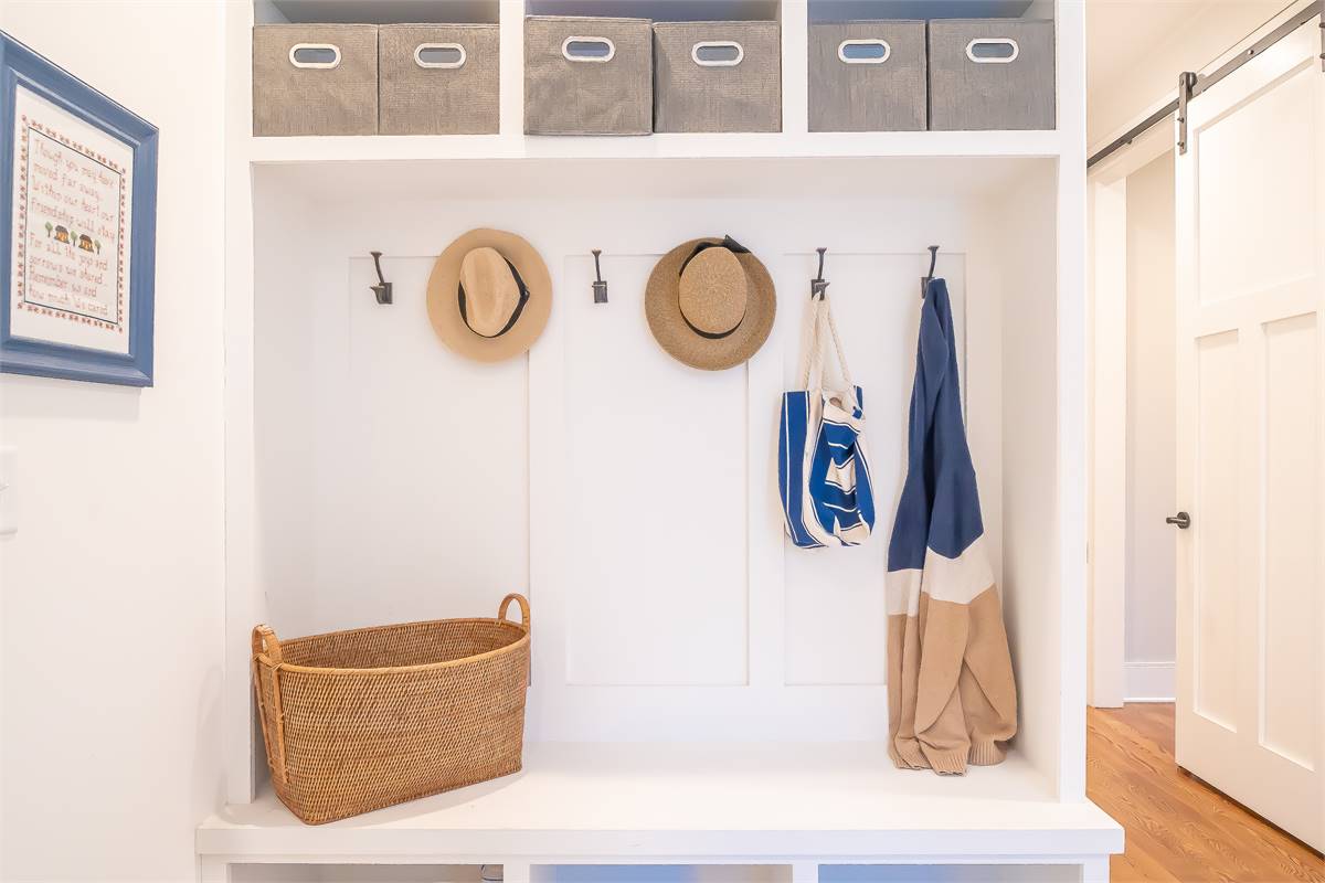 Drop Off Mudroom Area to Keep Your Home Organized