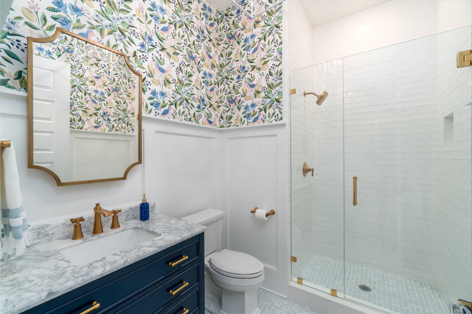 Magnificent Upstairs Bathroom image of Ruth Ann House Plan